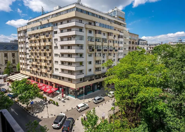 Metropole Apartments Studio City